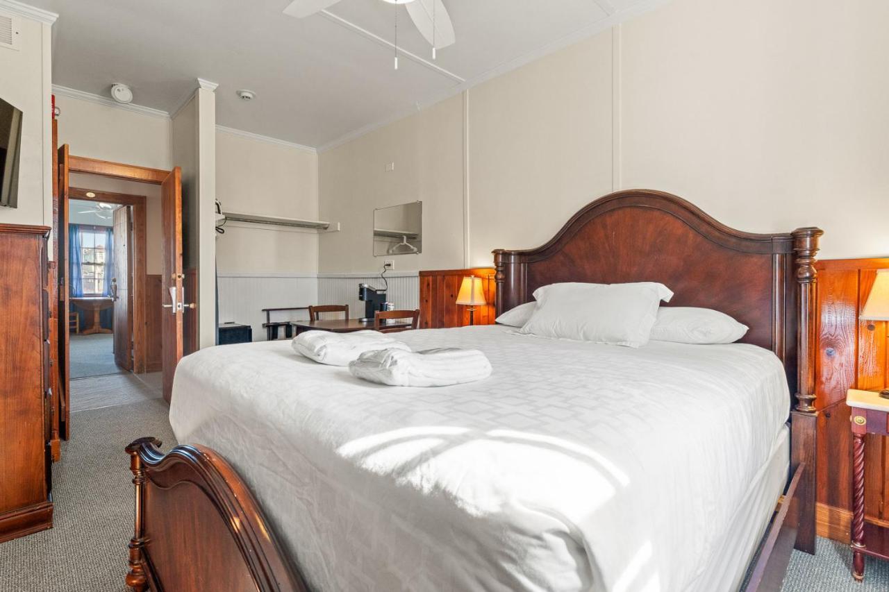 Nags Head Beach Inn By Kees Vacations Exteriör bild